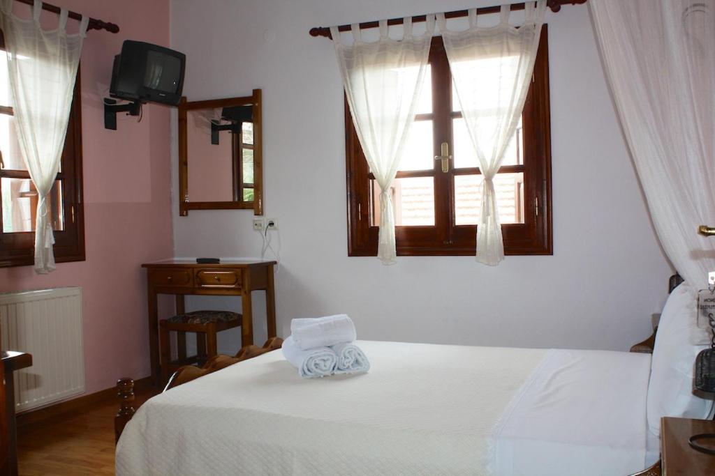 Elatos Country House Bed and Breakfast Portariá Exteriör bild